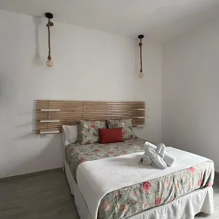 Apartamentos Turisticos A.Parra Jerez de la Frontera Exterior foto