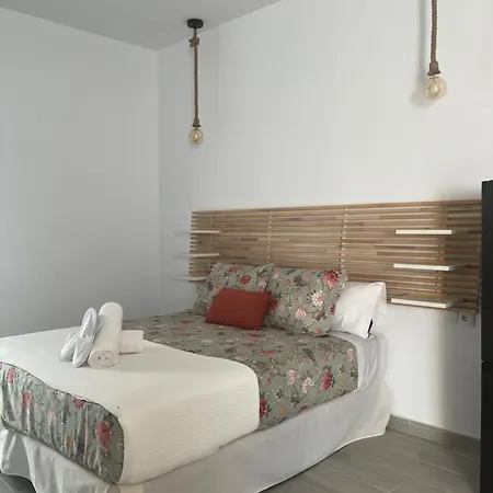 Apartamentos Turisticos A.Parra Jerez de la Frontera Exterior foto